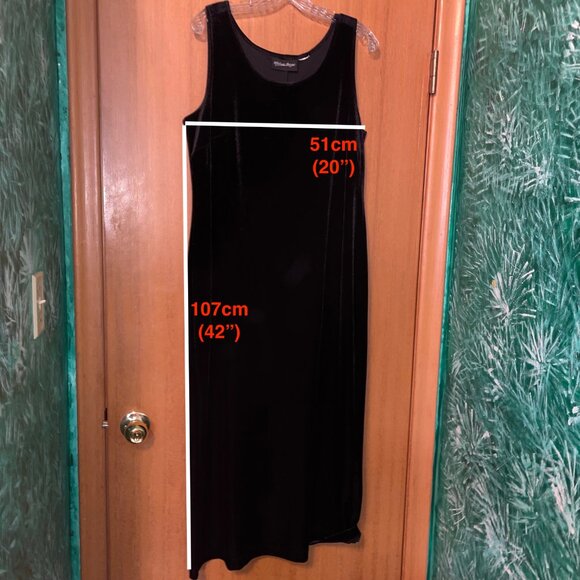 Melissa Harper Black Velvet Sleeveless Wide Strap Dress - Picture 3 of 6